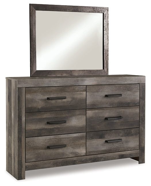 Wynnlow King Poster Bed with Mirrored Dresser, Chest and 2 Nightstands at Walker Mattress and Furniture Locations in Cedar Park and Belton TX.