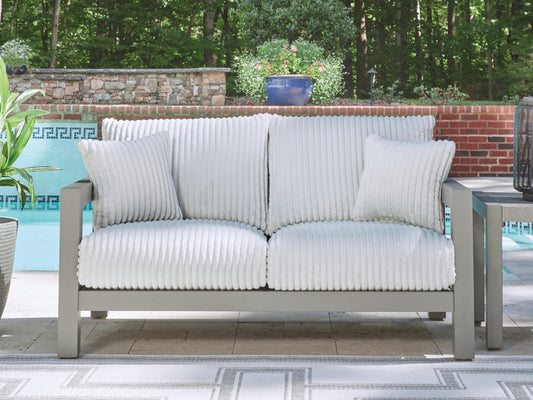 Hurley Park Loveseat w/Cushion