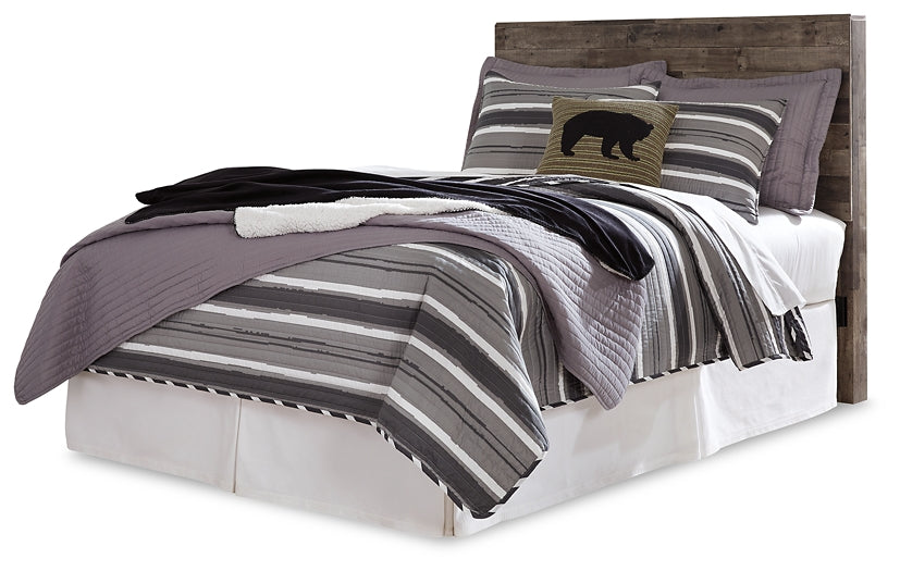 Derekson Full Panel Headboard with Mirrored Dresser and 2 Nightstands at Walker Mattress and Furniture Locations in Cedar Park and Belton TX.
