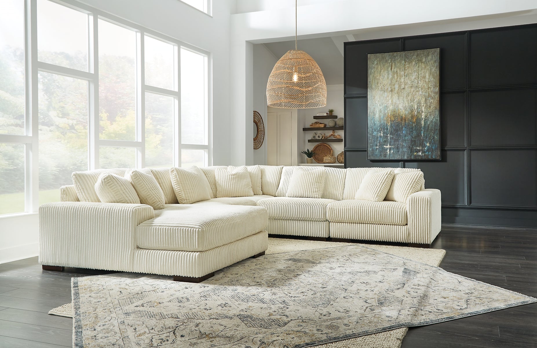 Lindyn 5-Piece Sectional with Ottoman at Walker Mattress and Furniture Locations in Cedar Park and Belton TX.